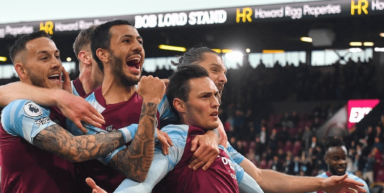 BBC：富安健洋周二接受体检，与阿贾克斯签约到赛季结束（BBC：富安健洋周二体检，将与阿贾克斯签至本赛季末）