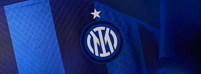 记者：当初是佩普要国足跟越南打对攻，还开小会不让陈洋参加（记者称佩普当时要求国足与越南对攻，还另开小会未让陈洋参加）