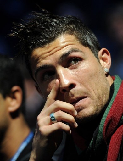 西媒：出于安全考虑，皇马国王杯对手不会在主场搭建额外看台（西媒：安全因素下，皇马国王杯对手主场不增设临时看台）