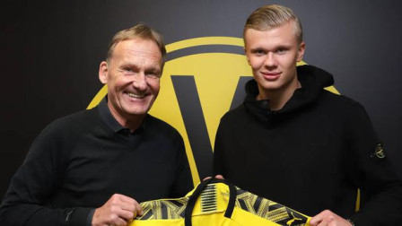 三镇vs泰山首发：四外援PK四外援，卡扎先发冲金靴（三镇战泰山首发：四外援对决，卡扎首发剑指金靴）